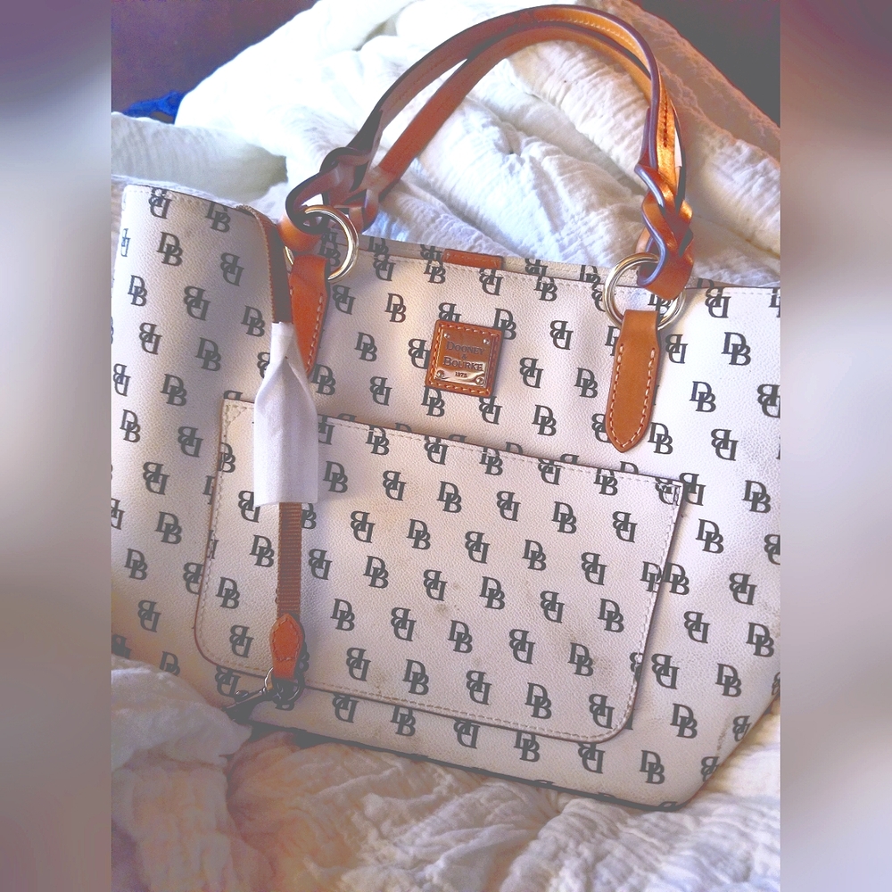Dooney & Bourke Pebble Leather Tammy Tote